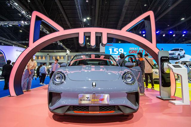 中國新能源車探尋差異化“出?！甭窂? width=