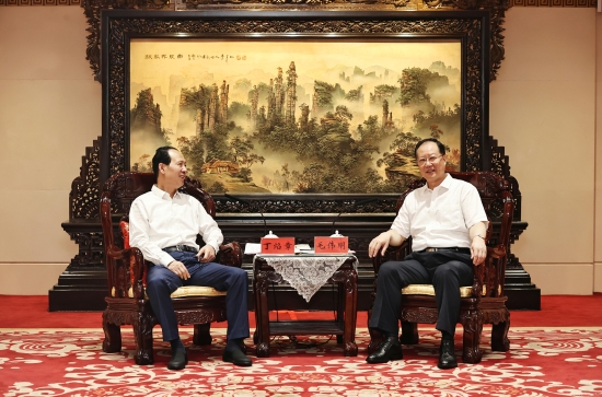 中國電建黨委書記、董事長(zhǎng)丁焰章拜會(huì)湖南省省長(zhǎng)毛偉明