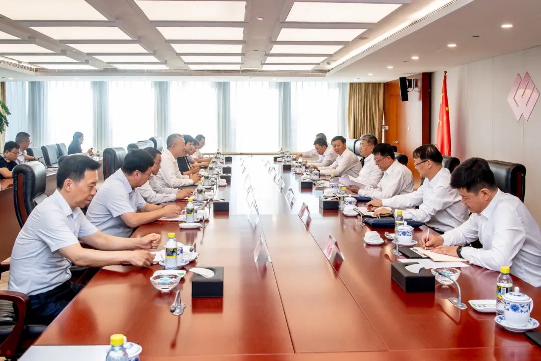 國家能源集團(tuán)黨組書記、董事長劉國躍會(huì)見包頭市委副書記、市長張銳