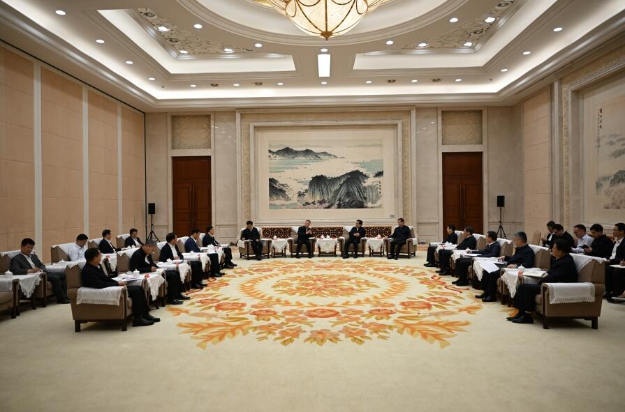 三峽集團(tuán)董事長(zhǎng)、黨組書雷鳴山拜會(huì)江蘇省委書記信長(zhǎng)星、 省長(zhǎng)許昆林