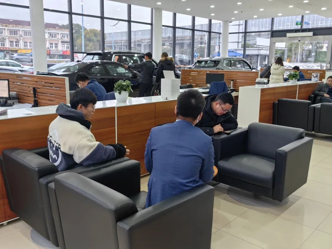 2024年上?！熬G牌”政策出臺(tái)!新能源消費(fèi)市場(chǎng)火熱