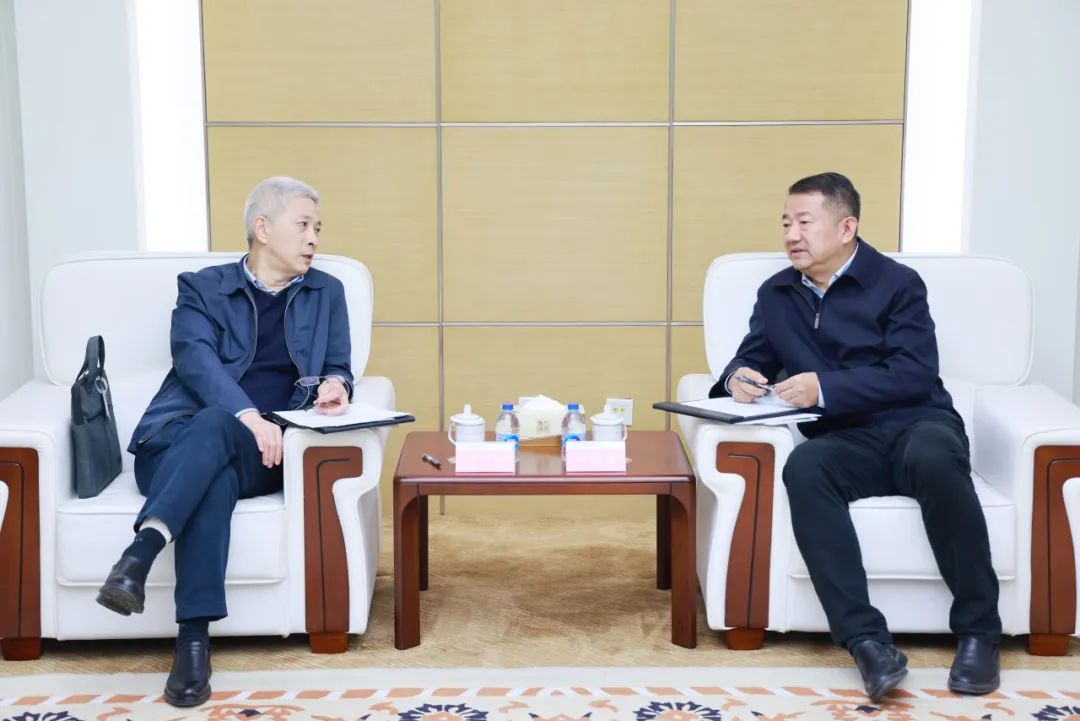 中國一重集團(tuán)黨委書記、董事長徐鵬一行拜訪大唐環(huán)境黨委書記、董事長朱利明