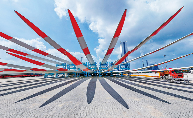 工信部：聚焦光伏、新能源汽車等產(chǎn)業(yè)鏈鍛造一批“殺手锏”技術(shù)