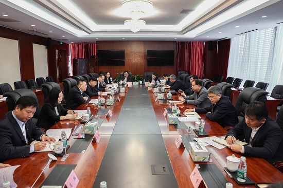 華能集團(tuán)總經(jīng)理、黨組副書記鄧建玲拜訪中國(guó)進(jìn)出口銀行黨委副書記、行長(zhǎng)任生俊