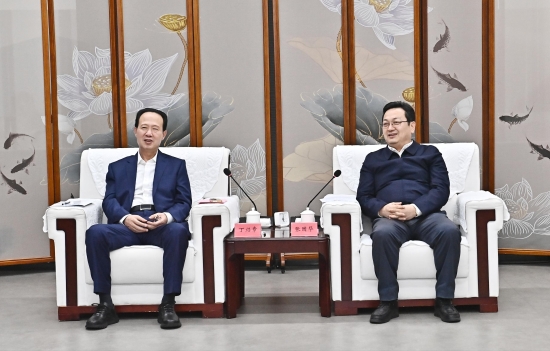 中國電建黨委書記、董事長丁焰章王斌拜會雄安新區(qū)黨工委書記、管委會主任張國華
