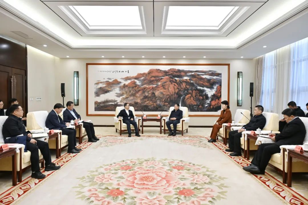 中國大唐集團有限公司董事長鄒磊拜會內蒙古自治區(qū)黨委書記孫紹騁、自治區(qū)主席王莉霞