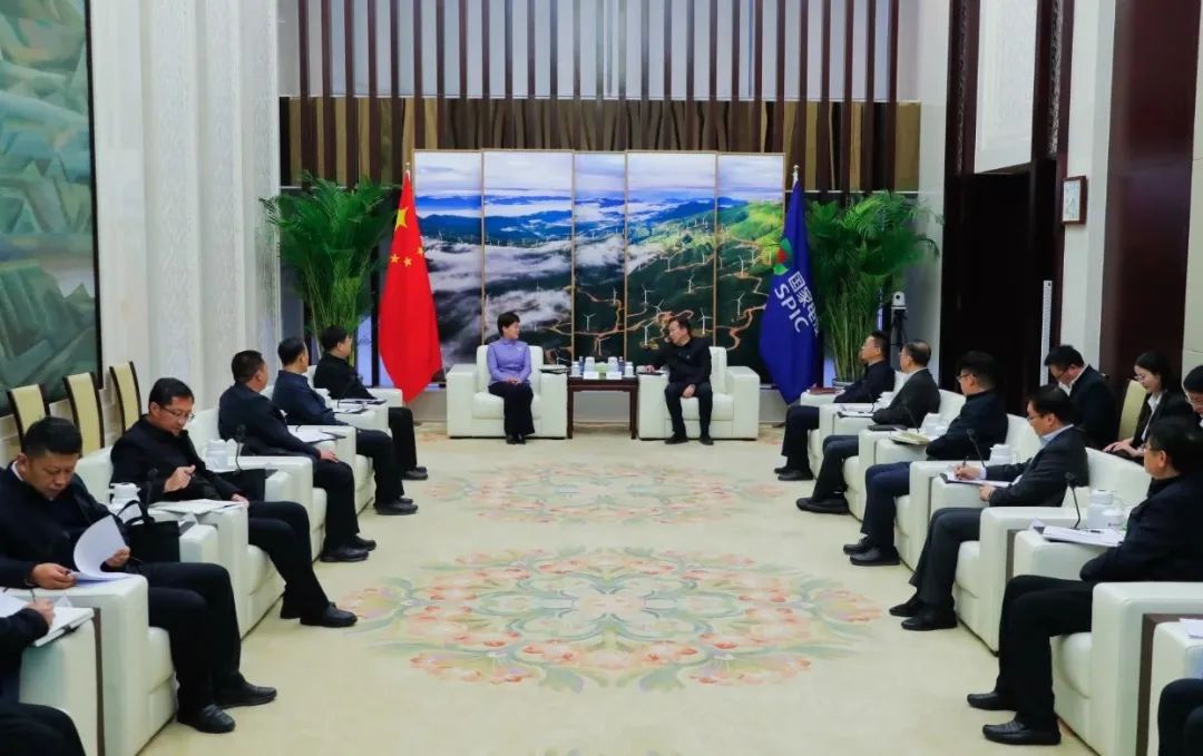 國(guó)家電投黨組書記劉明勝會(huì)見(jiàn)內(nèi)蒙古自治區(qū)阿拉善盟委書記黃雅麗