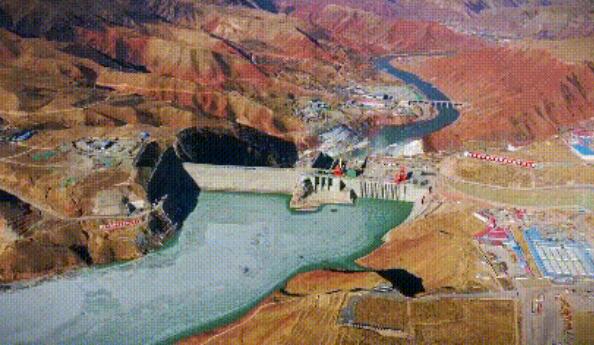 黃河上游最高海拔水電站首臺機組進(jìn)入投產(chǎn)倒計時