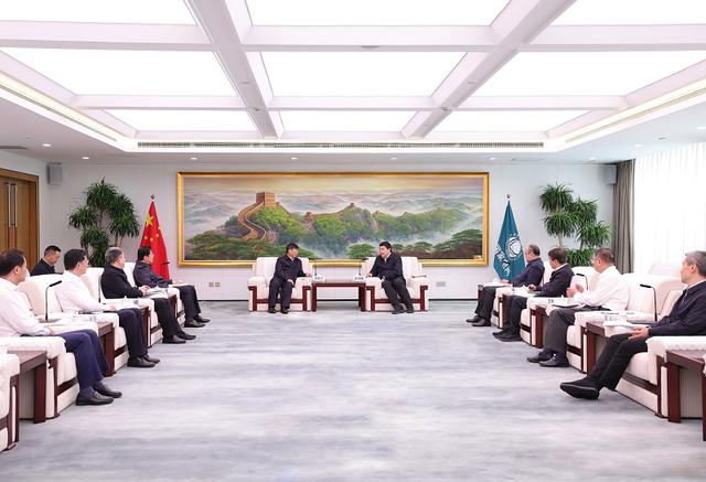 國家電網董事長、黨組書記張智剛董事長與三峽集團董事長劉偉平、總經理韓君會談