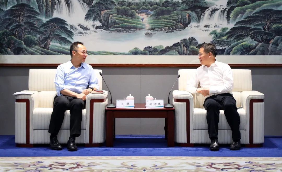 中國電氣裝備黨委書記、董事長李洪鳳會見銀河證券黨委書記、董事長王晟