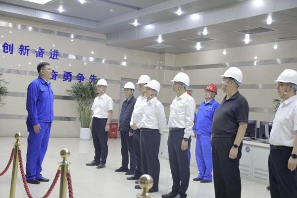 國務院國資委黨委委員、副主任茍坪到新疆華電喀什熱電公司宣講黨的二十屆三中全會精神并調研