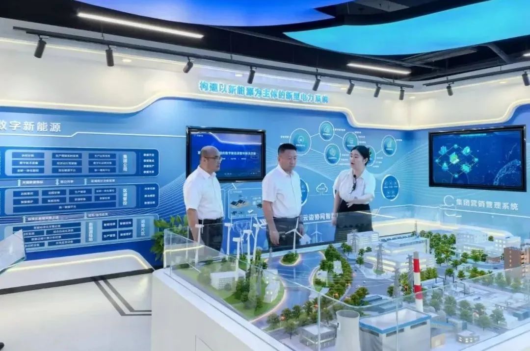 華電內(nèi)蒙古公司黨委書記、董事長那仁滿都拉與國電南自黨委書記、董事長經(jīng)海林會談交流