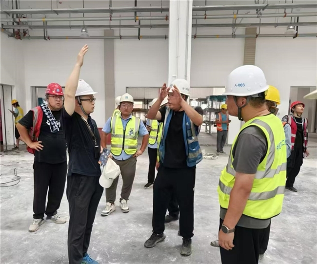 炎炎夏日送清涼，沁潤人心筑防線