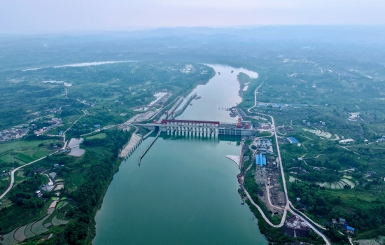 重慶利澤航運樞紐2號機(jī)組開機(jī)成功