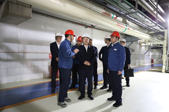 華能集團(tuán)總經(jīng)理張文峰到華能青島港務(wù)、青島熱電調(diào)研