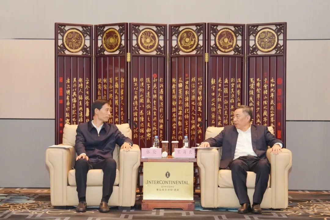 中國(guó)能建黨委書記、董事長(zhǎng)宋海良與菏澤市委書記張倫會(huì)談