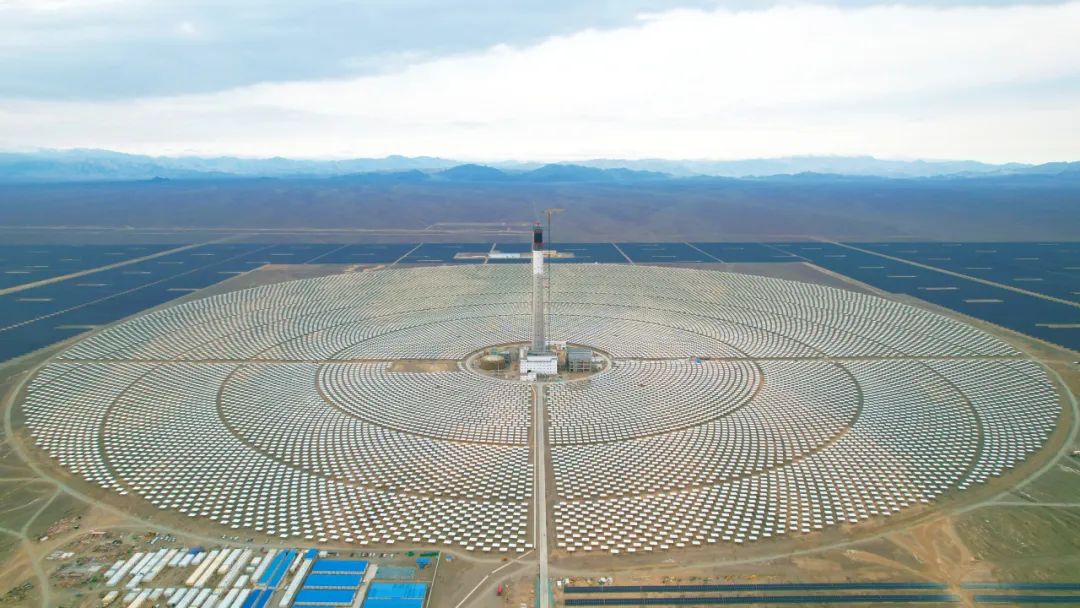 1000兆瓦“光熱+光伏”項(xiàng)目，首批并網(wǎng)發(fā)電!