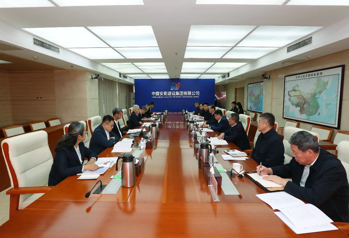 中國(guó)安能集團(tuán)黨委書記、董事長(zhǎng)陳奕輝與中國(guó)一重集團(tuán)黨委書記、董事長(zhǎng)徐鵬舉行工作會(huì)談