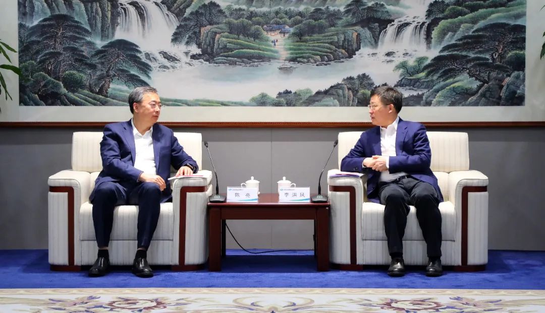 中國電氣裝備黨委書記、董事長李洪鳳會見中金公司黨委書記、董事長、管理委員會主席陳亮