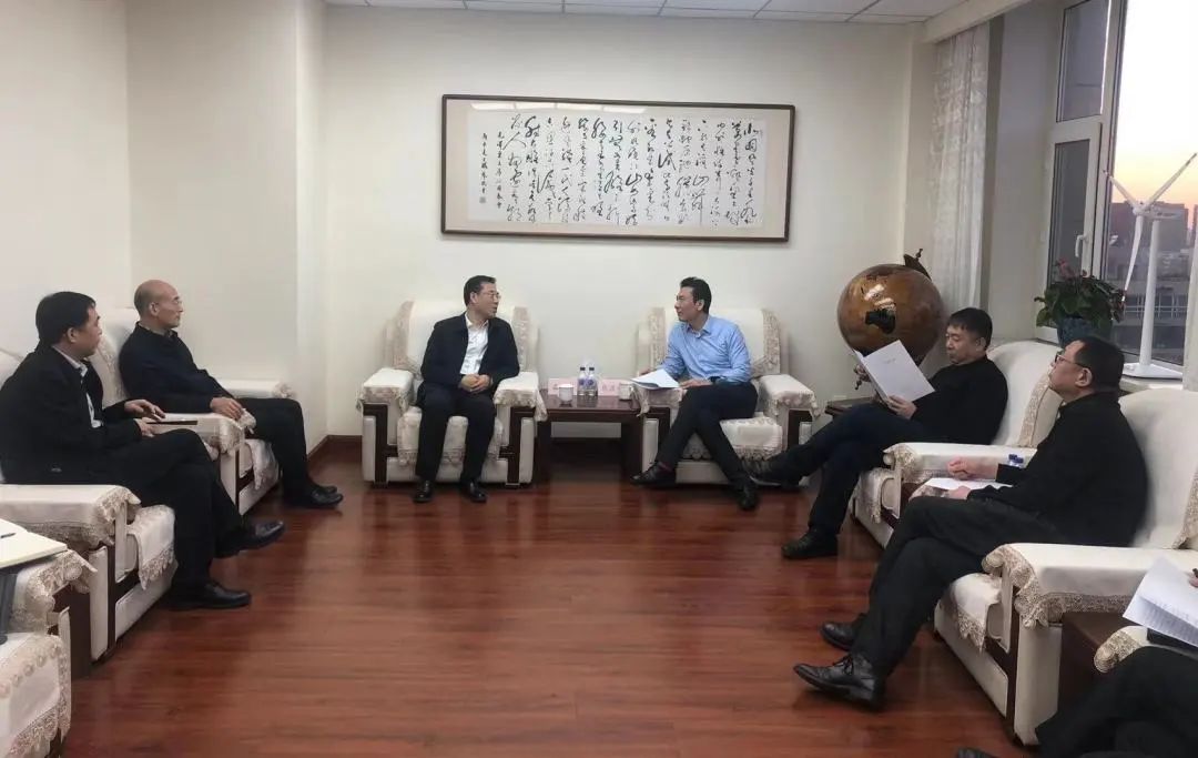 華電吉林公司黨委書(shū)記孫毅、黨委副書(shū)記鄭成杰拜會(huì)吉林省能源局黨組書(shū)記、局長(zhǎng)趙彥峰