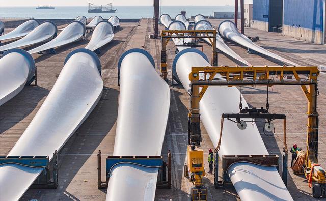 山東省加速發(fā)展海上風(fēng)電，超大型風(fēng)機源源不斷出海安裝