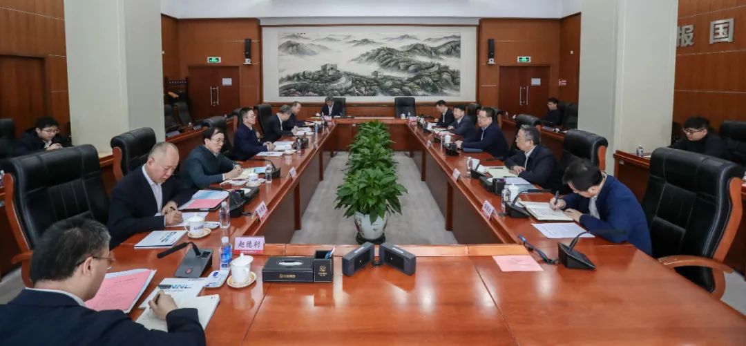 中核集團(tuán)會(huì)見中國一重董事、總經(jīng)理、黨委副書記呂智強(qiáng)一行