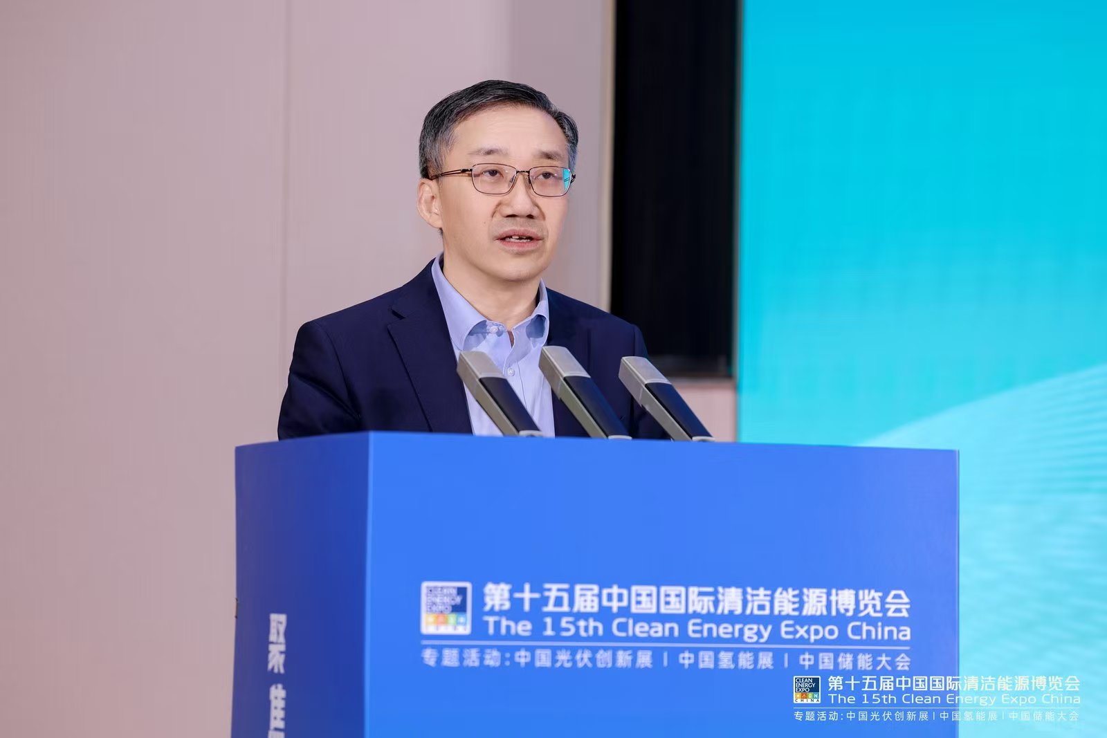 中電聯(lián)副秘書長劉永東：我國清潔能源發(fā)展迅猛，新型電力系統(tǒng)正加速構(gòu)建