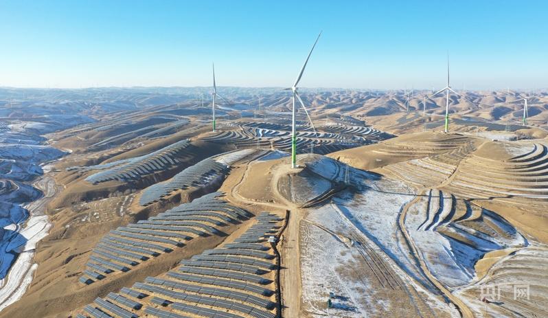 甘肅慶陽 世界最大風(fēng)光同集電線路項目加速建