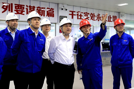 中國華能集團(tuán)董事長溫樞剛到鶴崗電廠、伊春熱電督導(dǎo)調(diào)研生態(tài)環(huán)保及安全生產(chǎn)工作