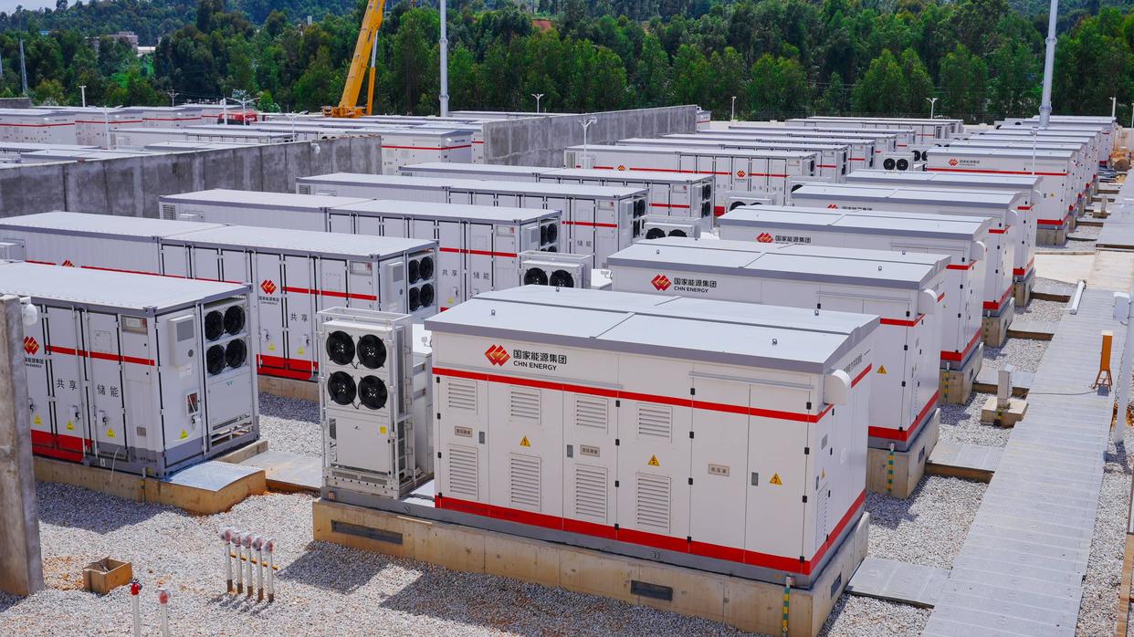 加速新型電力系統(tǒng)構(gòu)建 鵬輝能源助力大理祥云