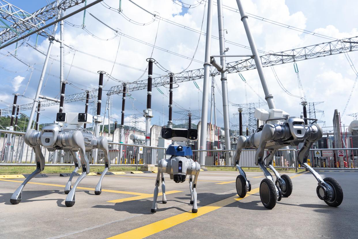 深圳電網(wǎng)機器人軍團多棲作戰(zhàn)，力保十五運會電力無憂